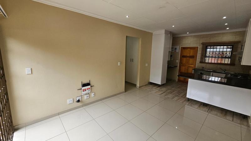 To Let 2 Bedroom Property for Rent in Die Bult North West